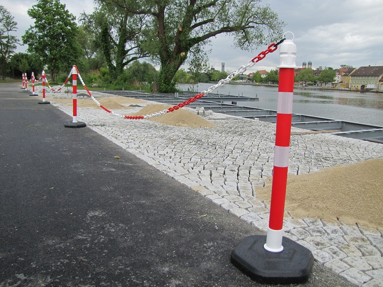4er Kettenpfostenset Ø 63 mm, rot